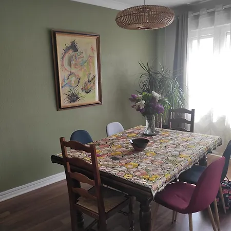 Dans Maison De